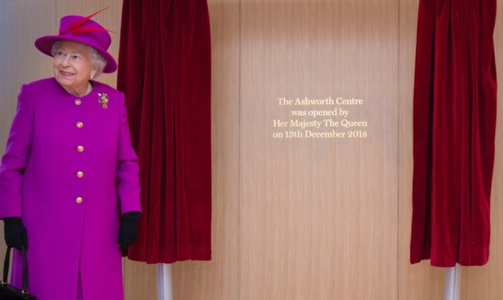 Queen visits the New Ashworth Centre